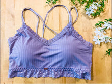 Load image into Gallery viewer, Short Lace Bralette