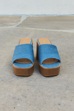 Load image into Gallery viewer, Weeboo Essential Platform Heel Sandals