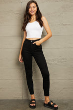 Load image into Gallery viewer, Judy Blue Full Size Tummy Control High Waisted Classic Skinny Jeans