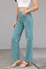 Load image into Gallery viewer, Judy Blue Full Size Straight Leg Pocket Jeans